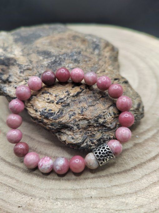 Thulite